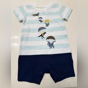 New Baby Dinosaur outfit 0-3 months